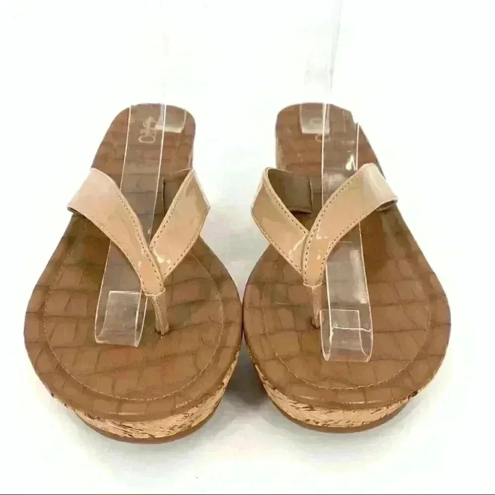 New Cato Womens sandals size 8 taupe flip flops cork platform